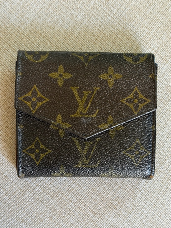 Louis Vuitton Handbags - Louis Vuitton Vintage Monogram Elise Compact Bifold Coin Wallet 1990 France